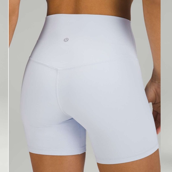 Lululemon Align biker shorts, light blue - Picture 5 of 6